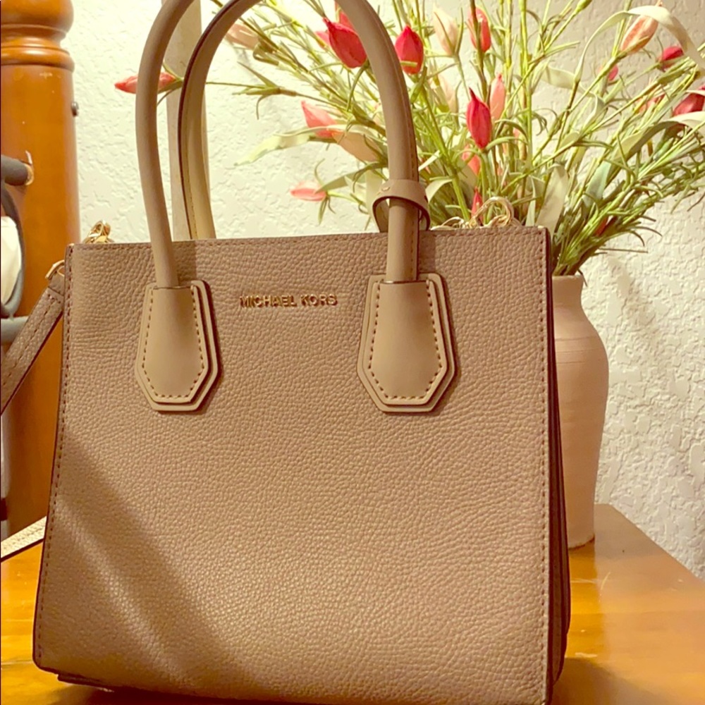 Beige taupe Michael Kors little purse